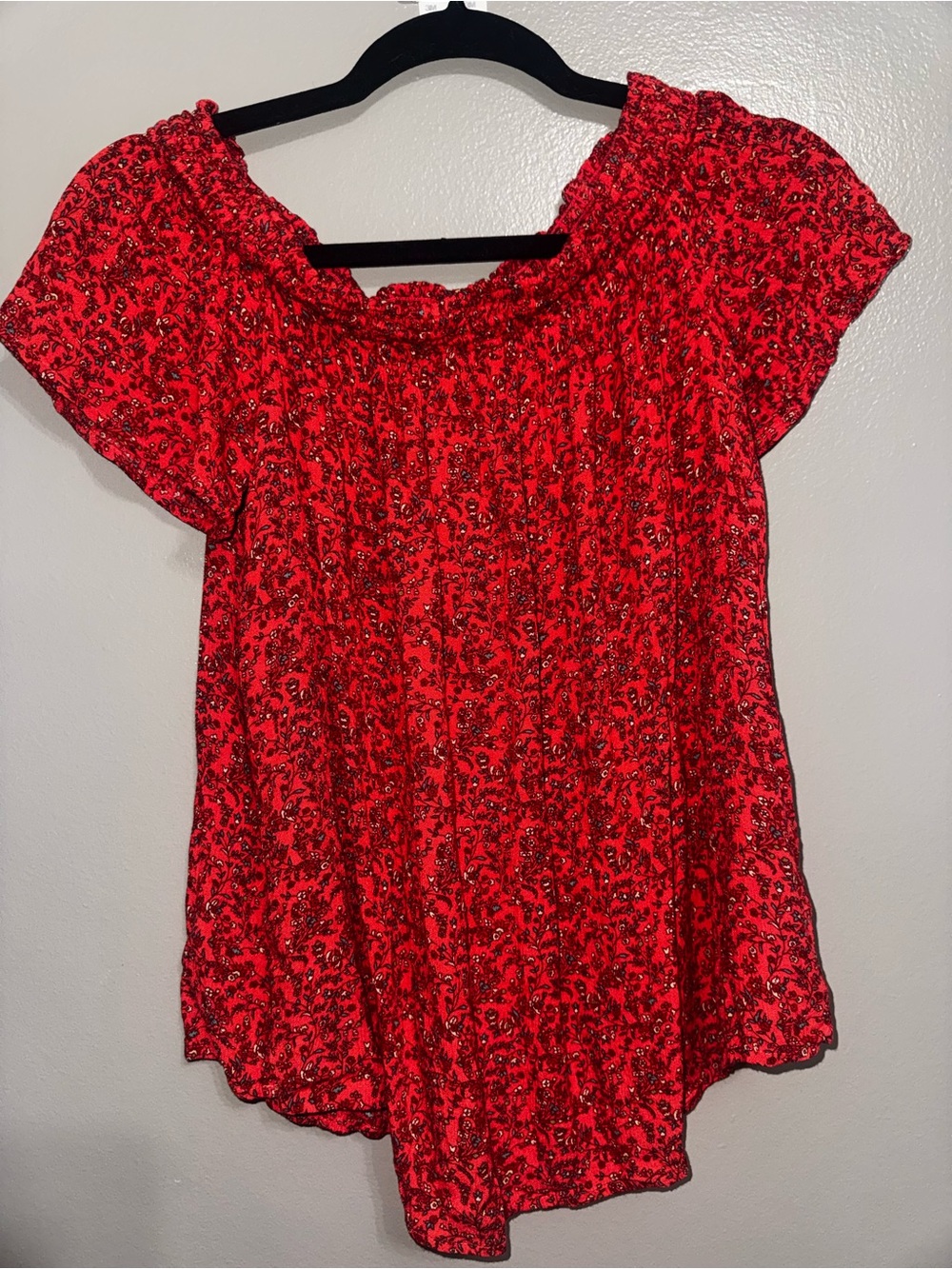 Old Navy Red Floral Off Shoulder Boho Top Size M